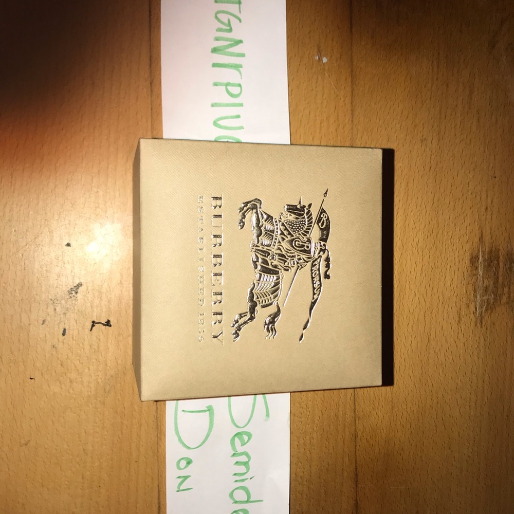 Woman’s Burberry Time Piece/Watch
